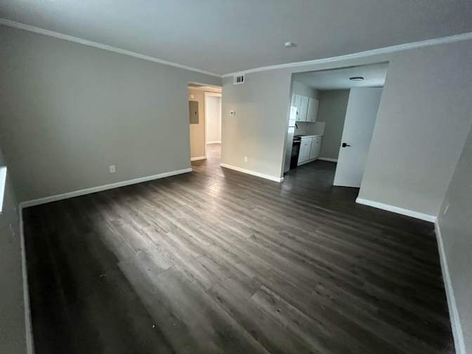 Alcove Rooms's room