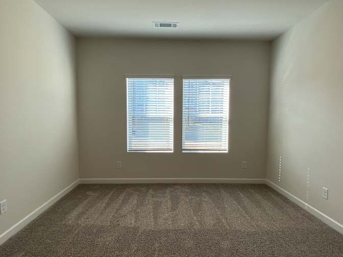 Alcove Rooms's room