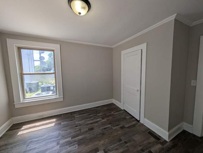 Alcove Rooms's room