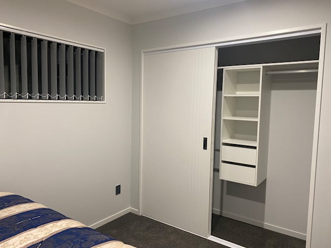 Saleshni Lata's room