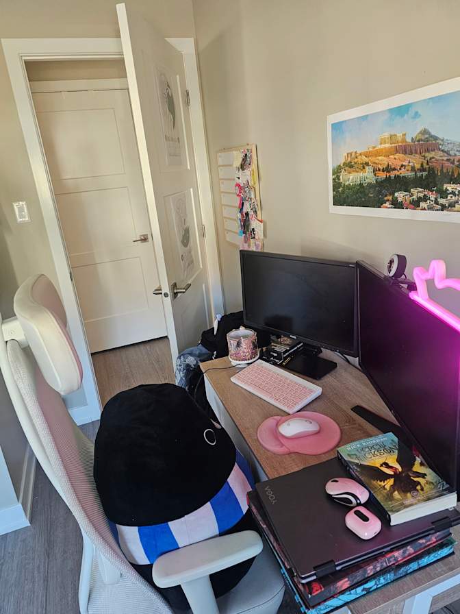 Alicia's room