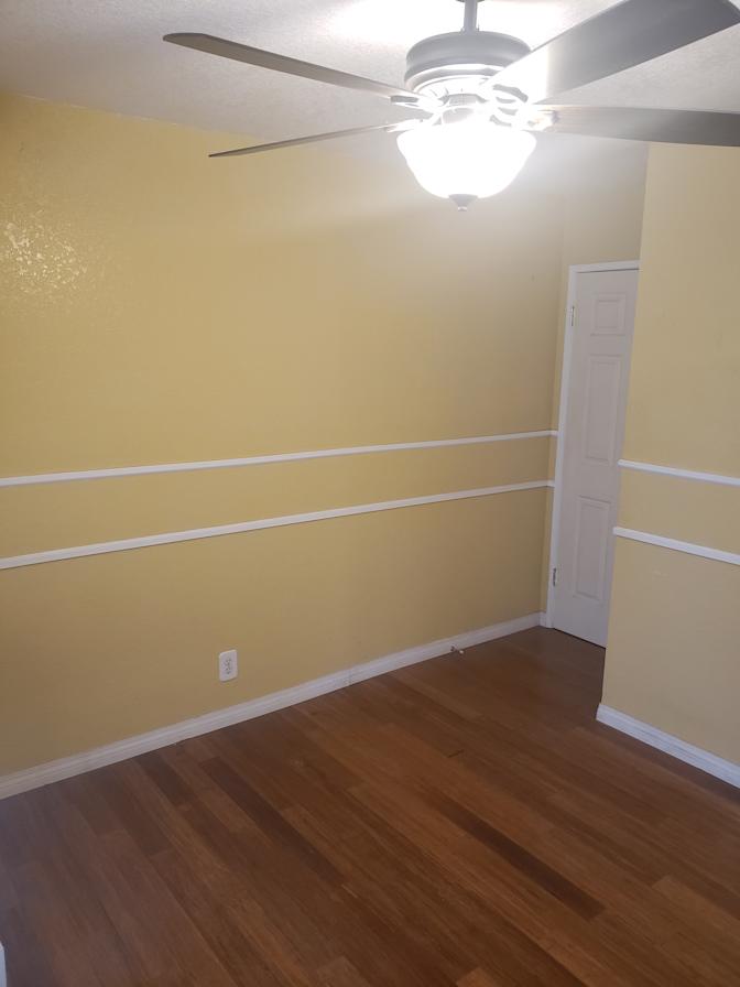 Luis's room
