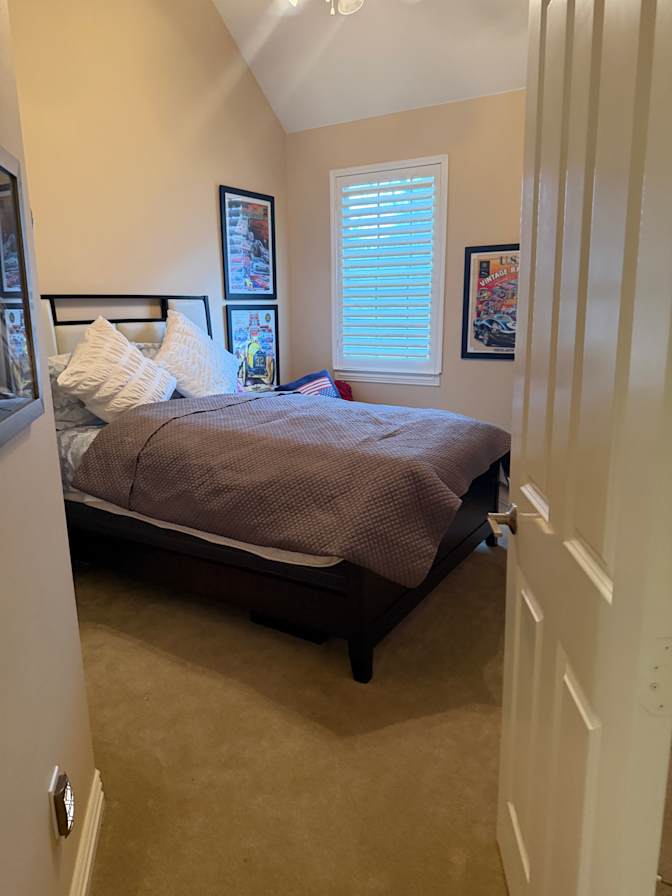 Linda's room
