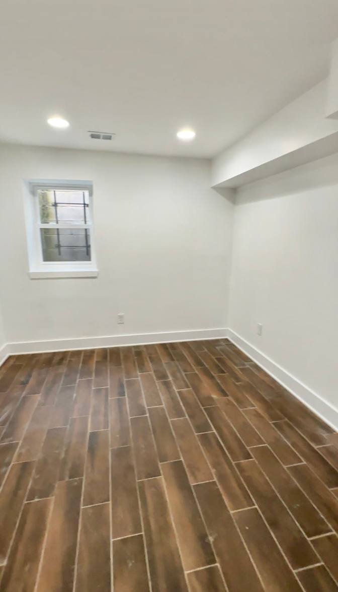 Maria Nguyen's room