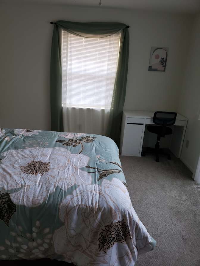 Carla's room