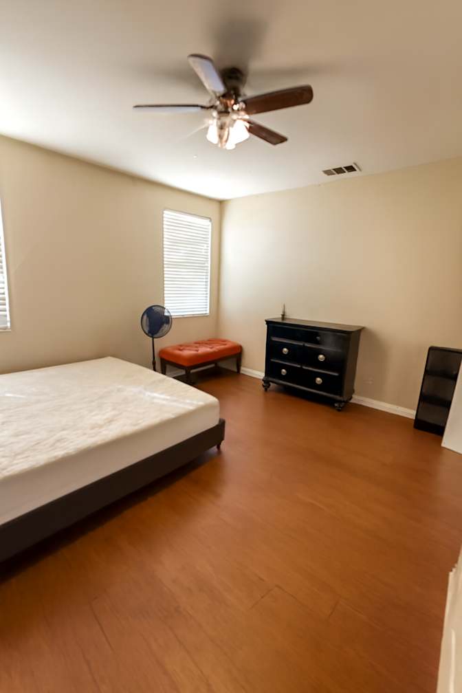 Alma medel's room