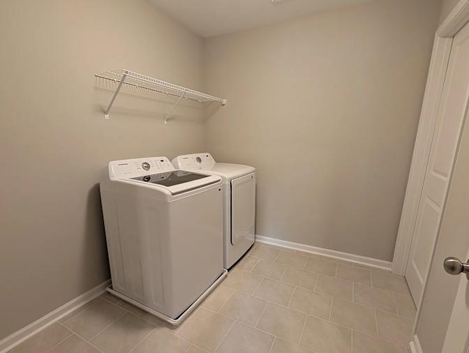 Alcove Rooms's room