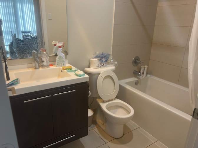 Hanhua Cheng's room