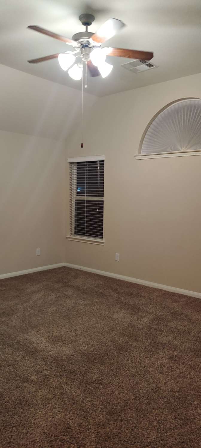 Cindy's room