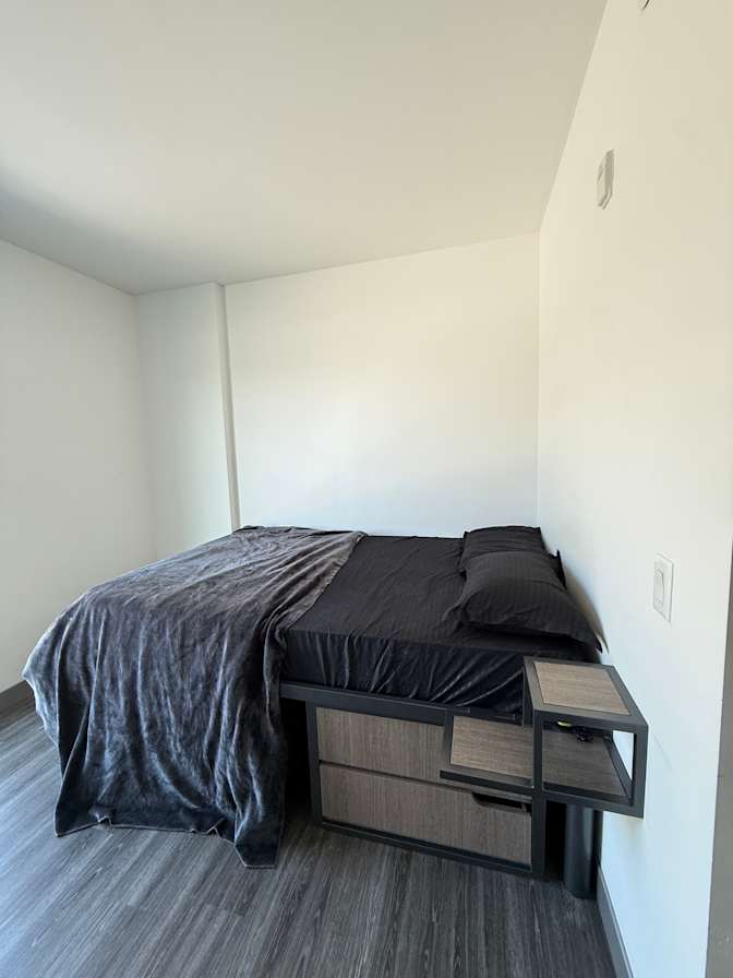 Dhiren's room