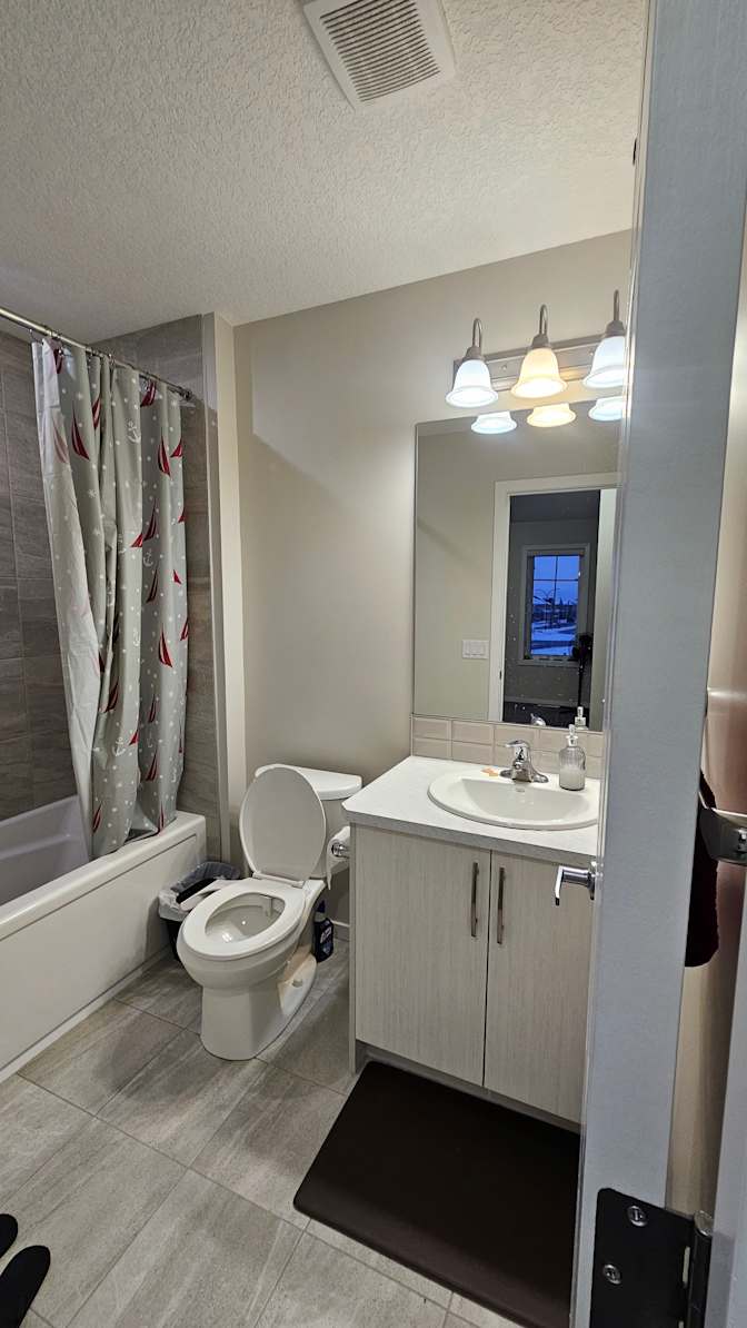 Avinash Kumar Giri's room