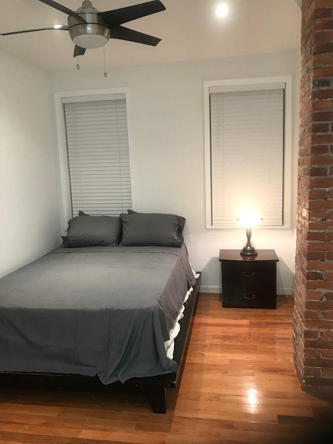 max's room