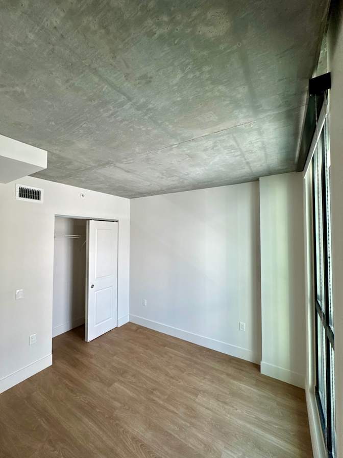JENNIFER FU's room