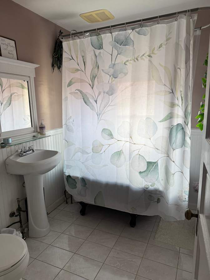 Victoria's room