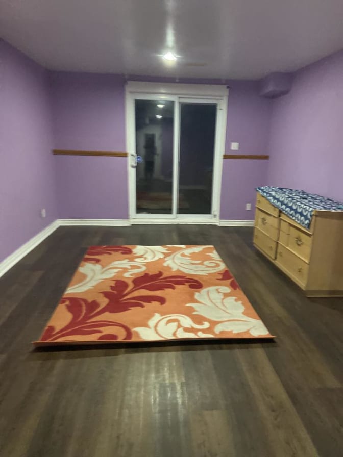 Saru's room