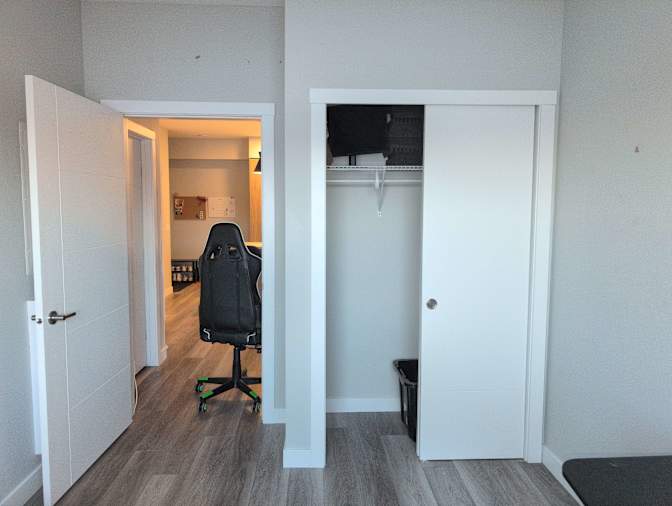 Gabe Tansowny's room