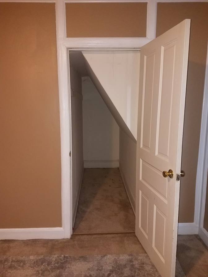 Derik's room