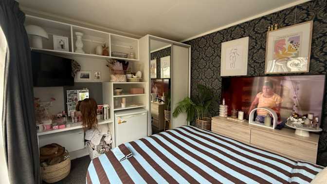 Cate's room