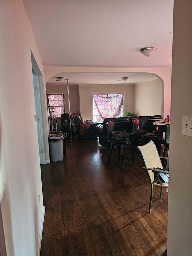 Sarya's room
