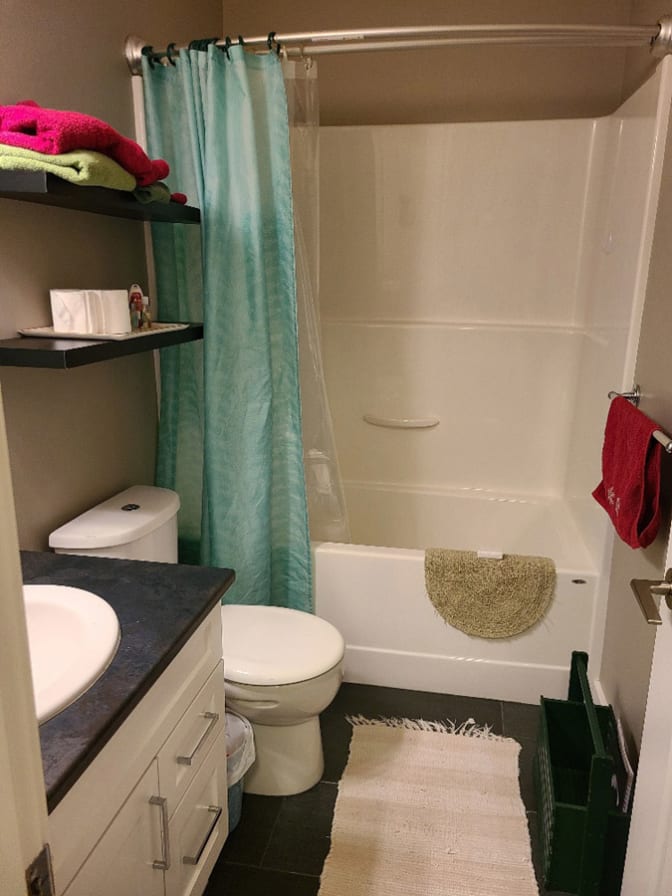 Vancouver Island Quality's room