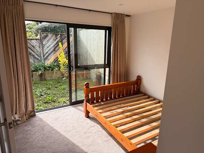 Daniella Bacunawa's room