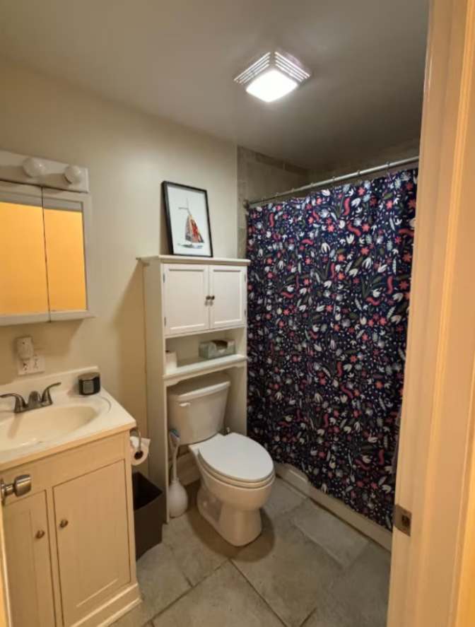 Evelyn's room