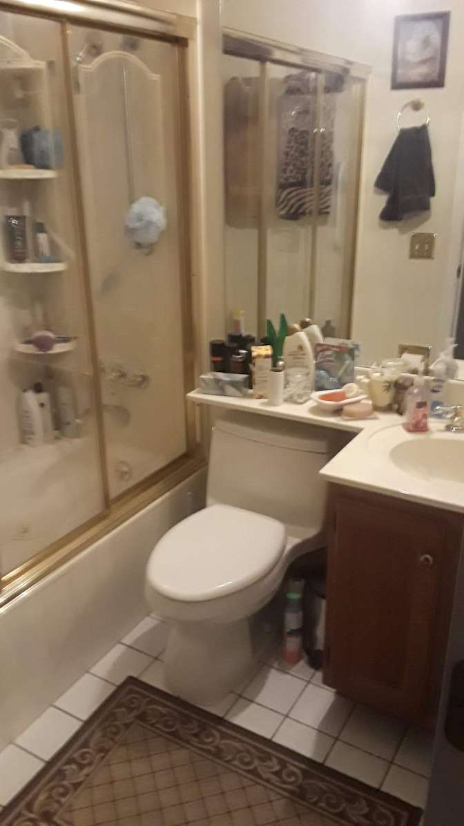 kim gary rental rooms's room