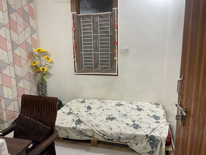 Naveen Singh's room
