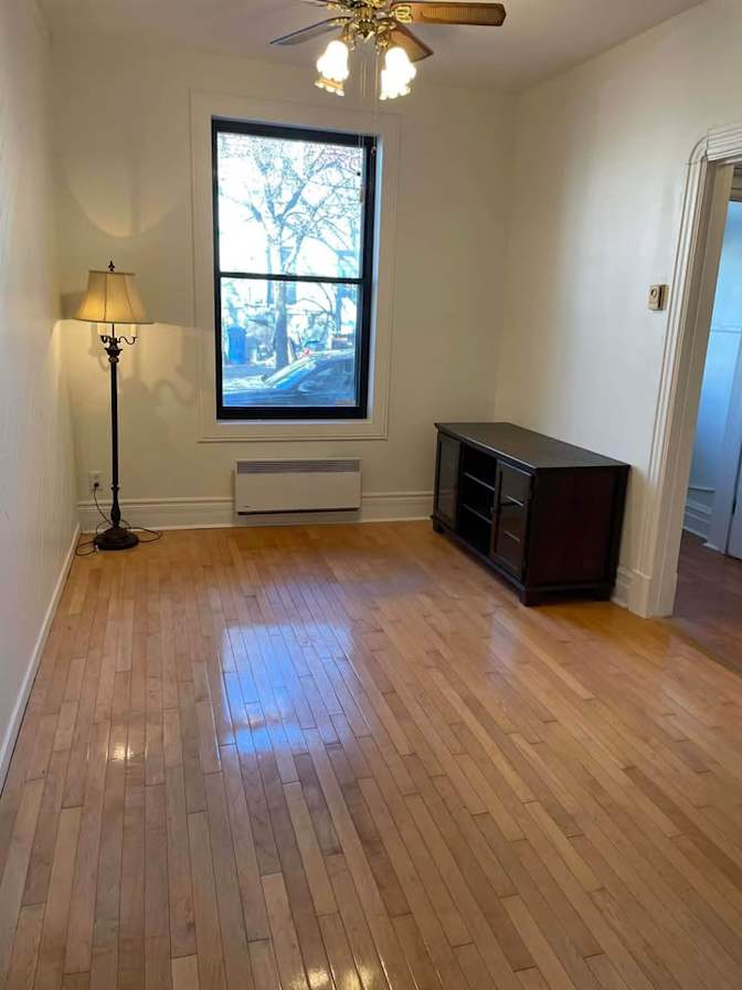 Chloé's room