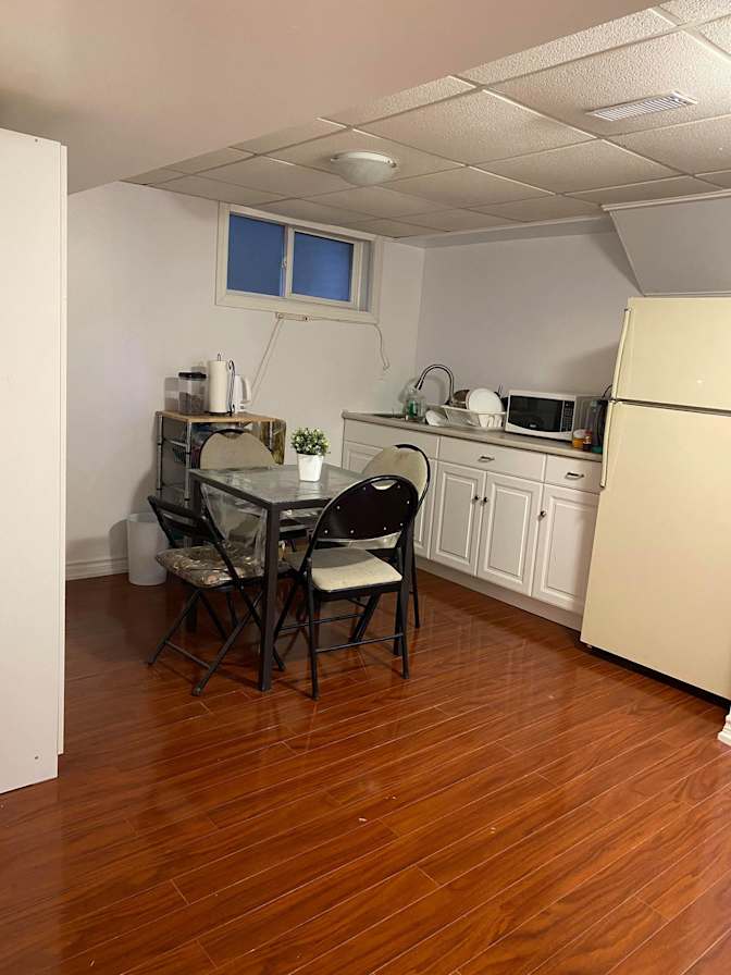 Wendy Tran's room