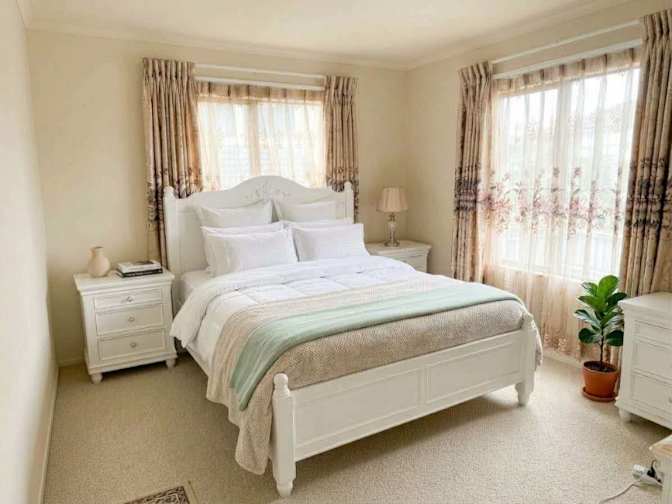 Miki Peng's room