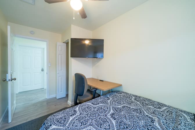 PadSplit's room