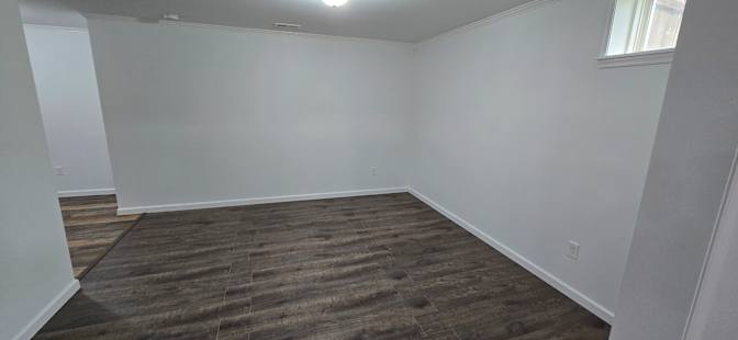 AB Yar's room
