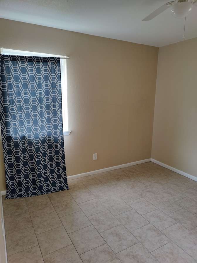 Isabell's room