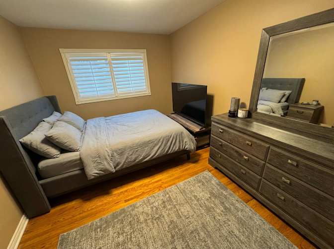 Rustom's room