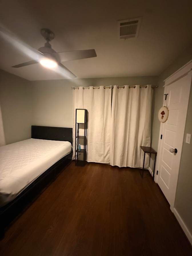 Nubia's room