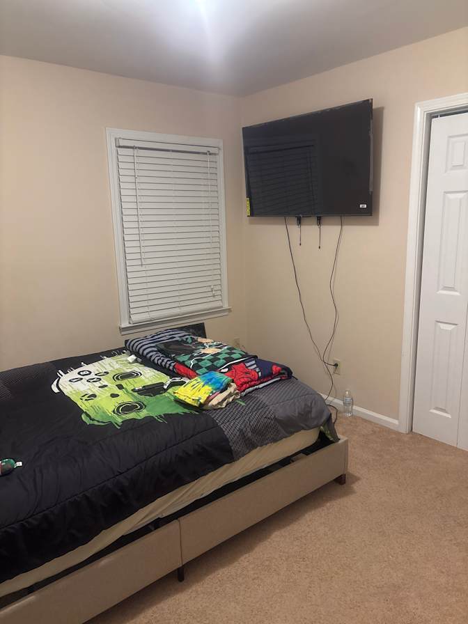 Tara's room