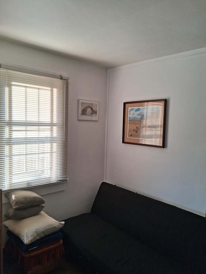 Gordon's room