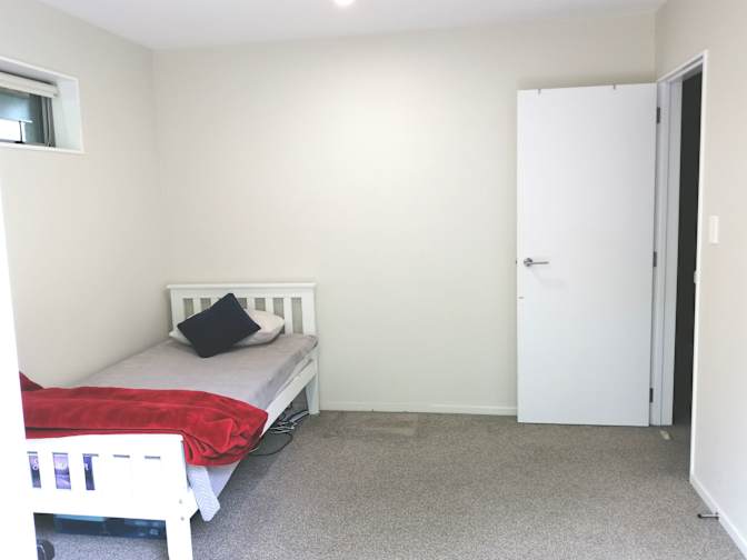 Nosh's room