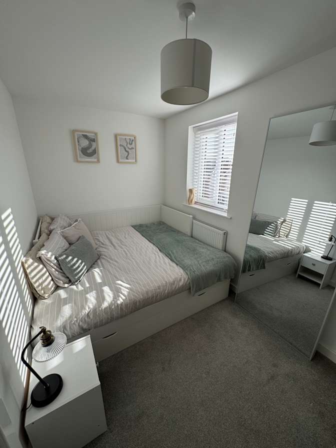 Sam's room