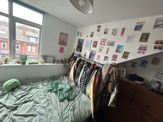 Ruhi's room