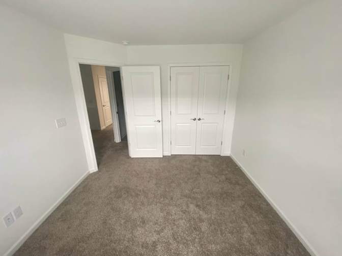 Alcove Rooms's room