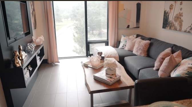 Lope Soleye's room