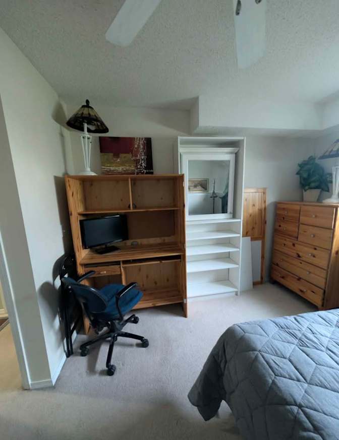 LORELEI STORM's room