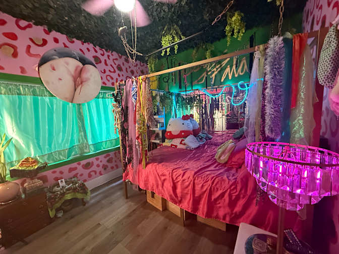 Ray's room