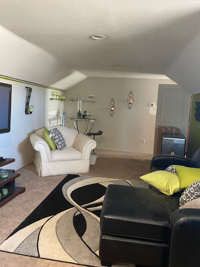 Stephanie's room