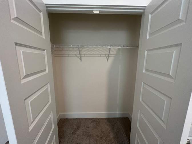 Alcove Rooms's room