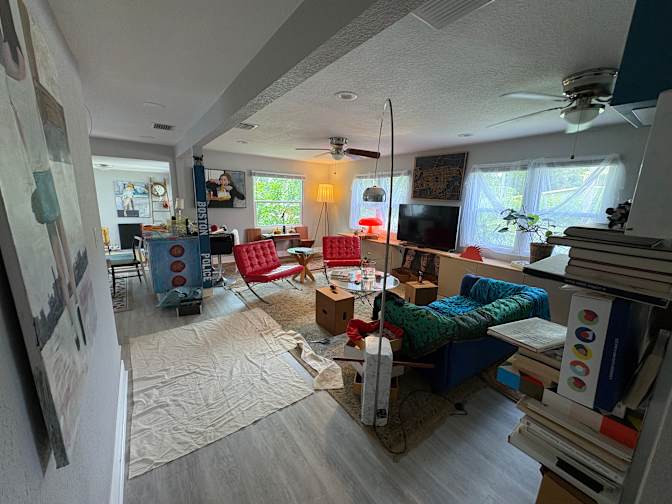 GIo's room