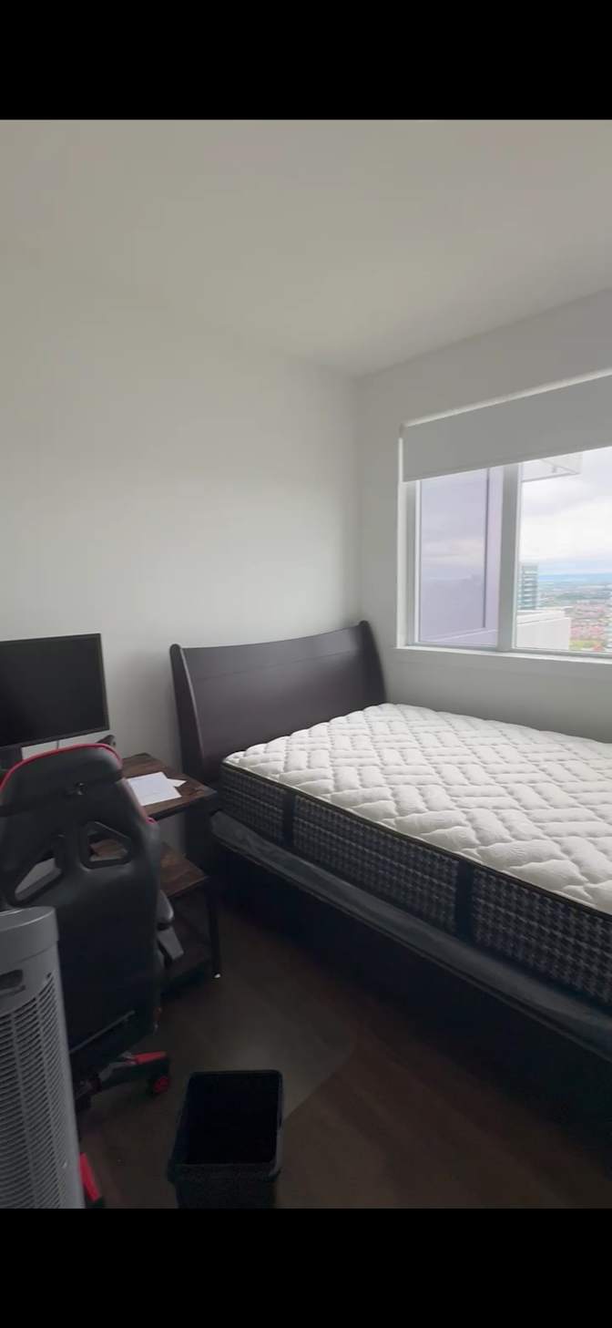 Munzarina's room