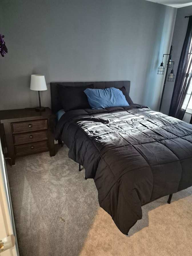 Scott Arnold's room